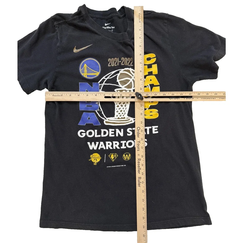 NIke Golden State‎ Warriors TShirt Mens Small NBA Basketball 2021-2022 Champs